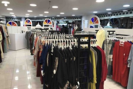 هجوم برای خرید مانتوهای دانشجویی/ مانتو شلوار مدرسه در بازار نیست