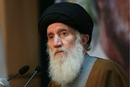 هر چه به دست می‌آورد نگه می‌داشت