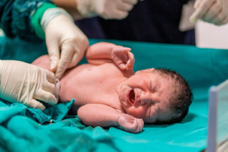 جرم‌انگاری برای عاملین سقط جنین عمدی/جزئیات دستورالعمل‌ «حفظ و مراقبت از جنین سالم»