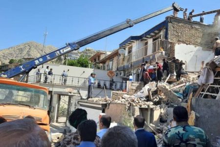 جزییات انفجار ساختمان ۳ طبقه در “نوسود” پاوه/ ۲ نفر فوت شدند