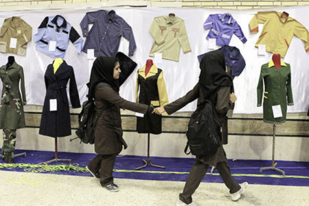 بعید است بازار پوشاک مدرسه امسال هم رونق بگیرد