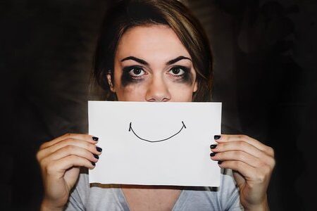 شما افسردگی خندان گرفته‌اید!