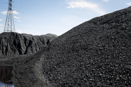 مکان‌یابی ناحیه صنعتی “قیرطبیعی” گیلانغرب مناسب نیست