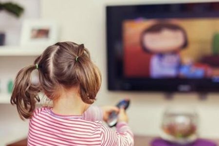 مواظب محتوای انیمیشن‌ها برای کودک‌تان باشید