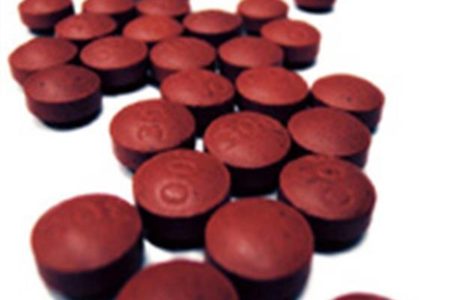 آغاز توزیع قرص “آهن” و “ویتامینD “در مدارس کرمانشاه